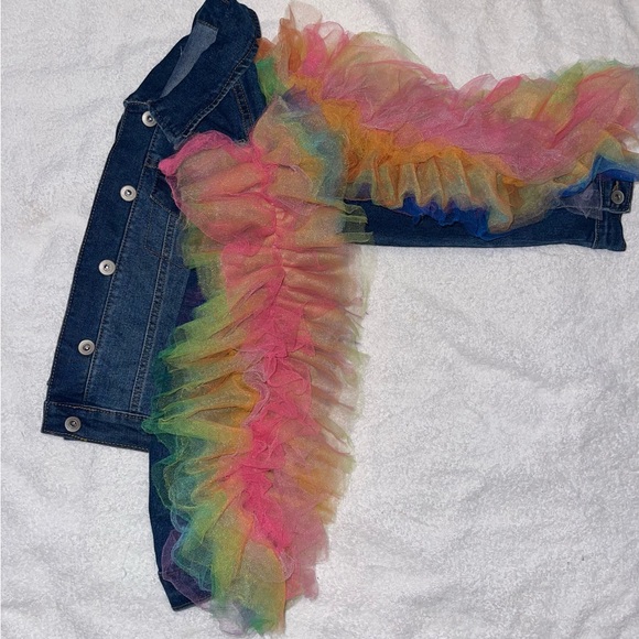 4 pair of Jeans 1 Jean Jacket 1 pair of Socks - Picture 11 of 15